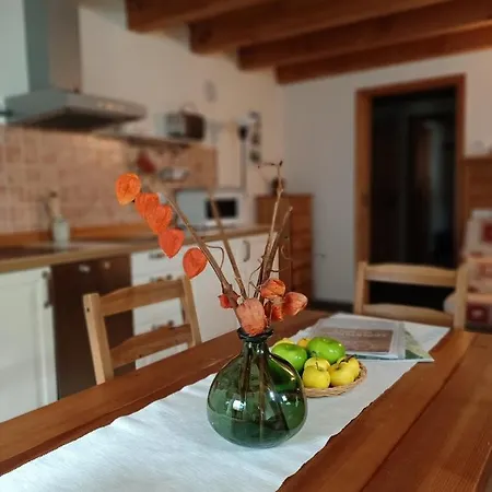 Villa La Fattoria Di Roven Gignod Zimmer foto