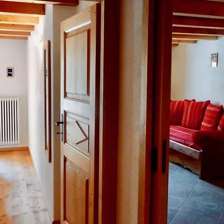 Villa La Fattoria Di Roven Gignod Zimmer foto